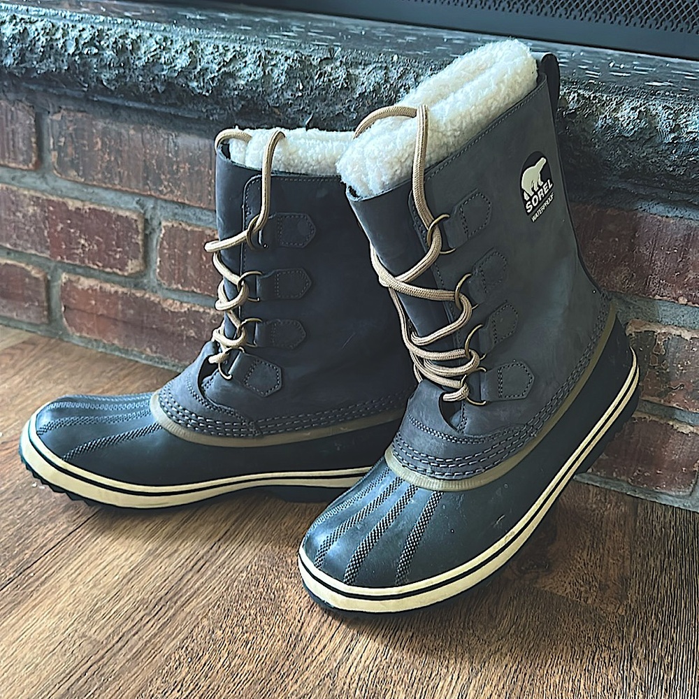 Sorel Duck Snow Boots Women’s Size 10M Gray Faux Fur Lined Waterproof Leather